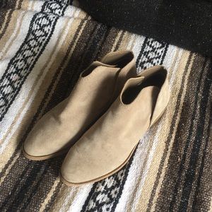 Dolce Vita Booties
